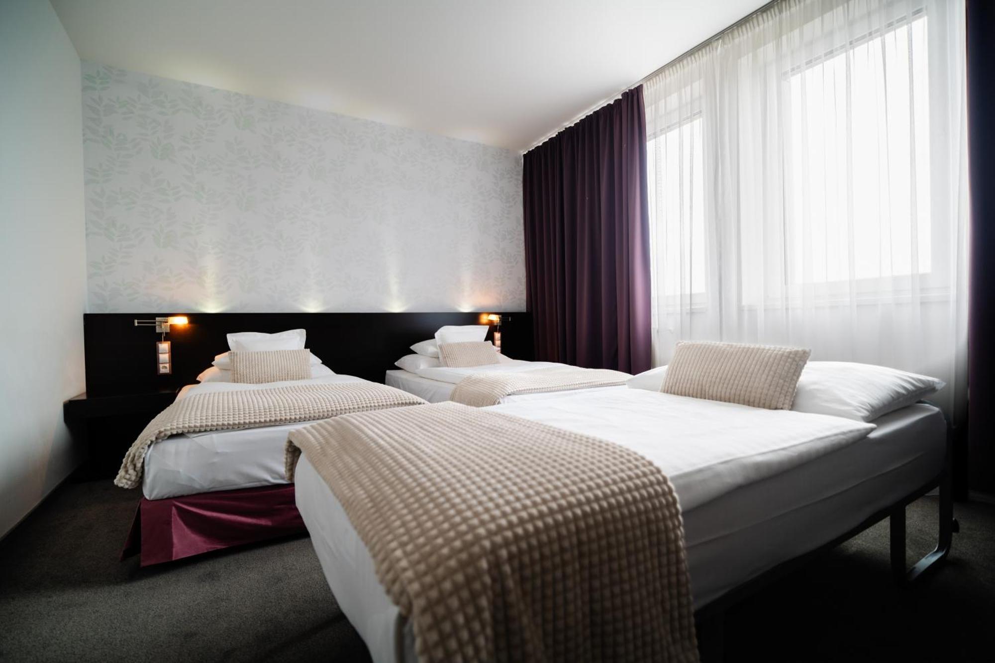 Hotel Turiec Мартин Екстериор снимка