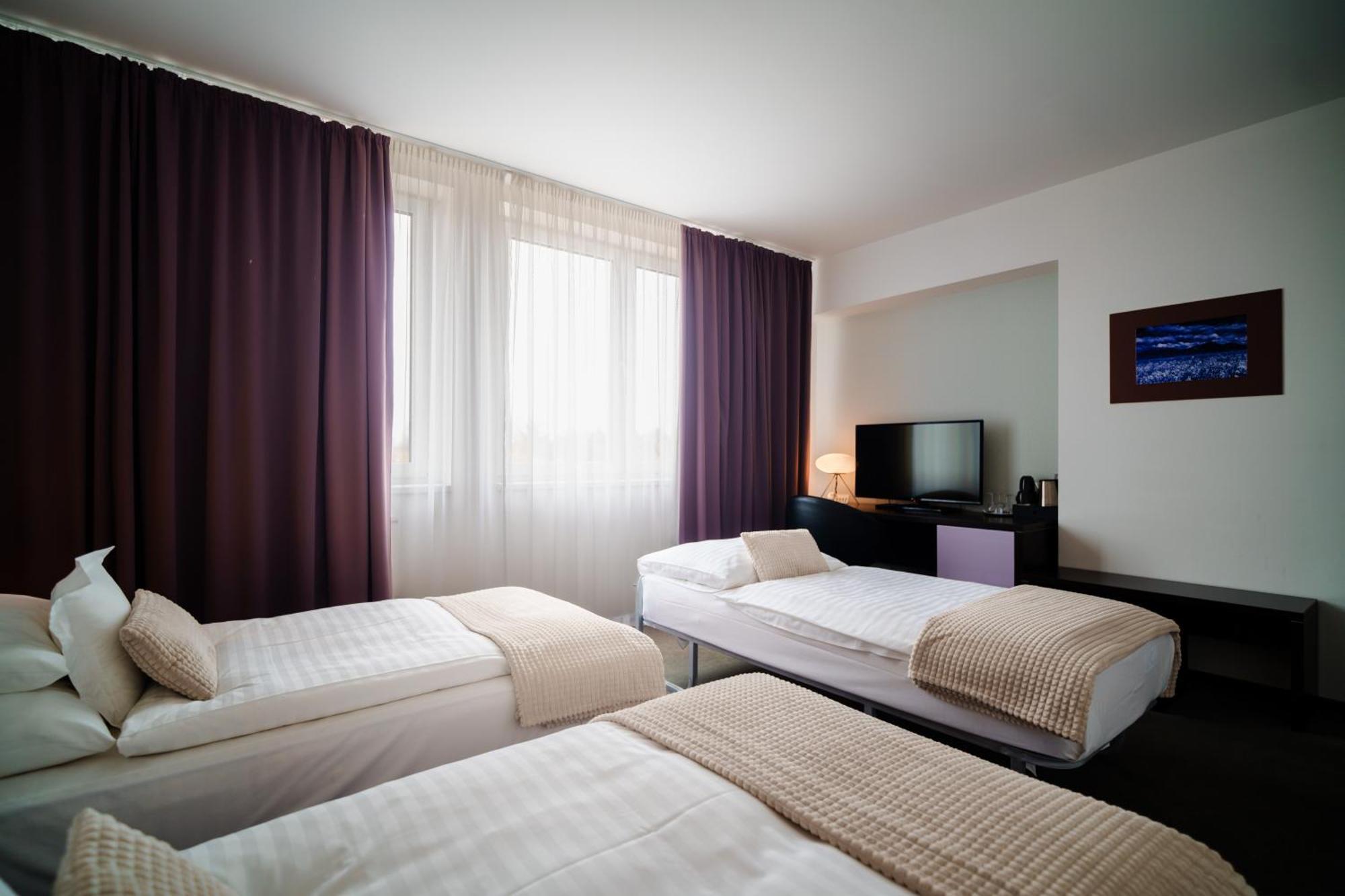 Hotel Turiec Мартин Екстериор снимка